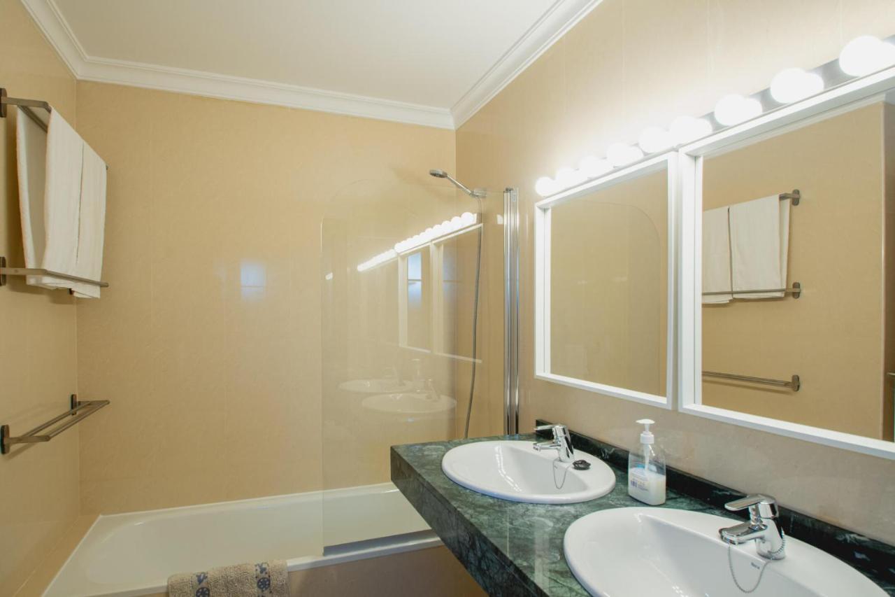 Villa Vista Reina - Luxury 6 Bedroom - Heated Pool- Views - Pool Table - Vista Lobos - Playa Blanca Exterior foto